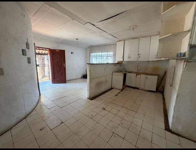 3 BEDROOM HOUSE FOR SALE IN LAUDIUM